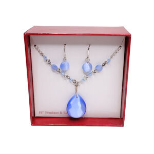 Blue Teardrop Pendant Necklace And Earring Set 18 Inches With Box